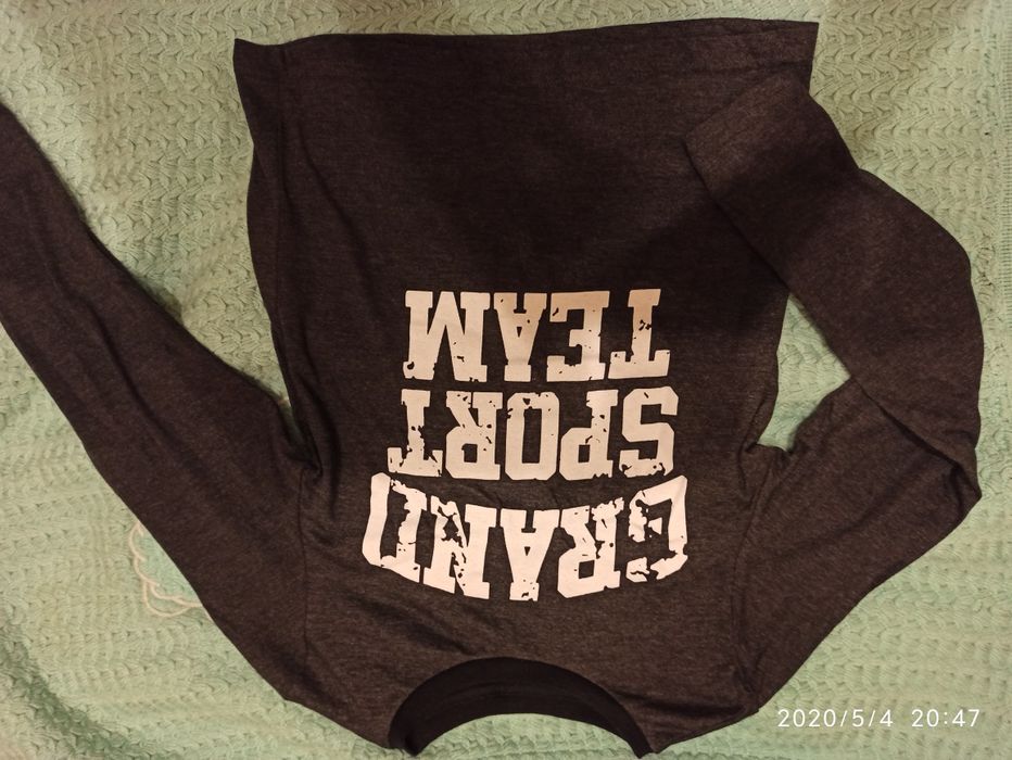 Одежда на мальчика 7-9л, джинсы ,кофточки,трико