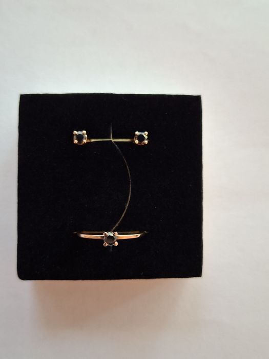 Inel aur roz diamant negru