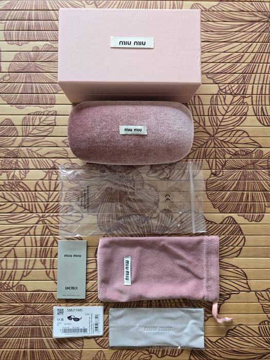 Слънчеви очила Miu Miu MU11WS