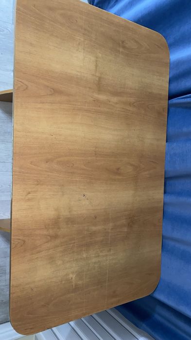 Кухонный стол компактный