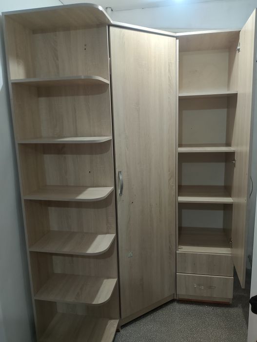 Шкаф угловой со столом