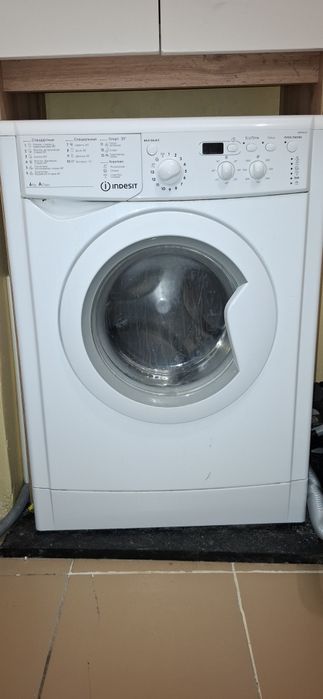 Стиральная машина автомат продам Indesit