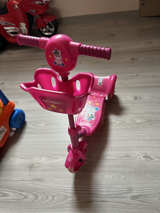 Trotineta roz action one
