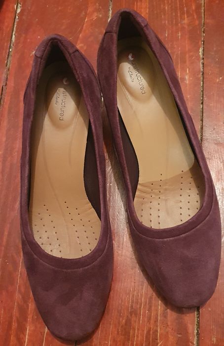 Pantofi Clarks din piele intoarsa 40
