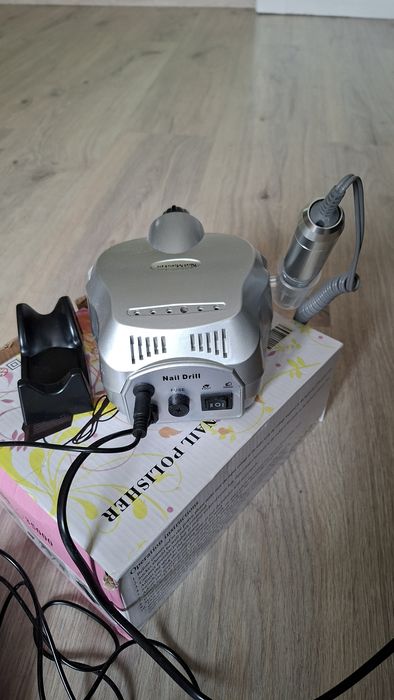 Професионална електрическа пила за маникюр