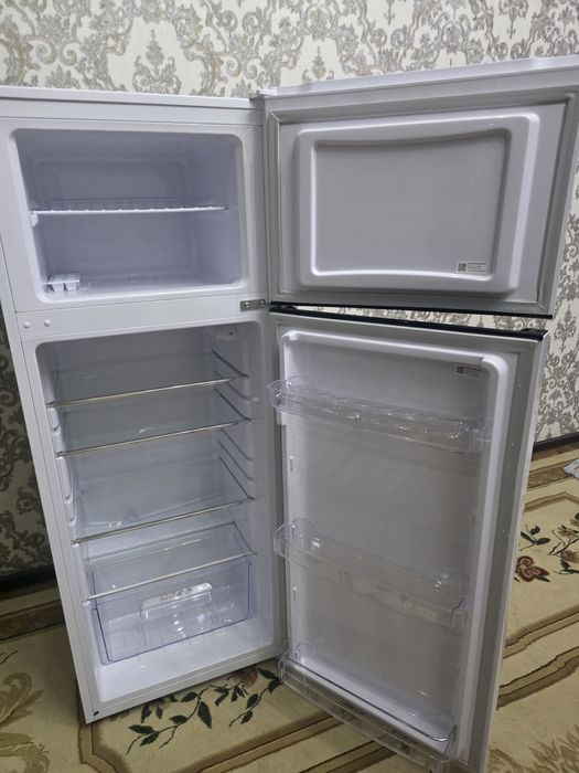 Продается холодильник Артел