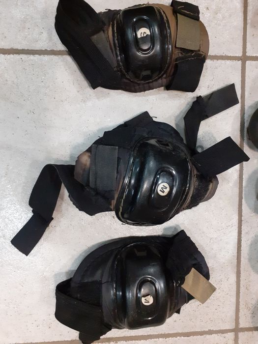 Юношески ролери,кънки с поколенски,налакътник и каска