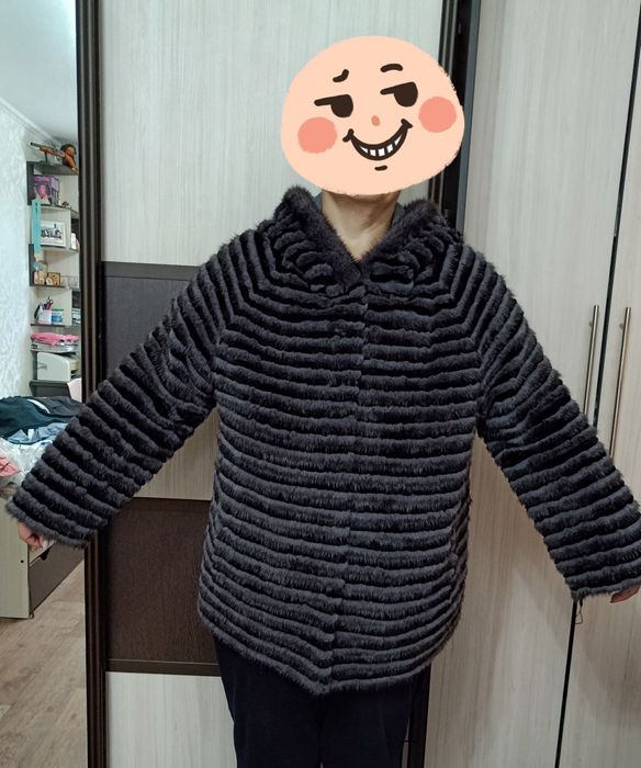 Продам женский меховой кардиган , б/у.