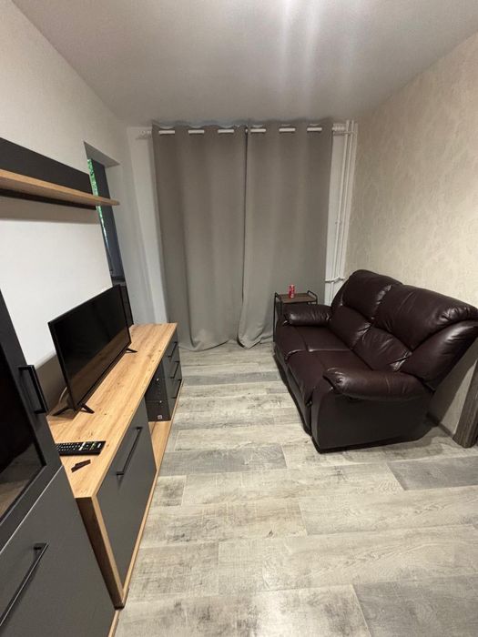 Apartament de închiriat