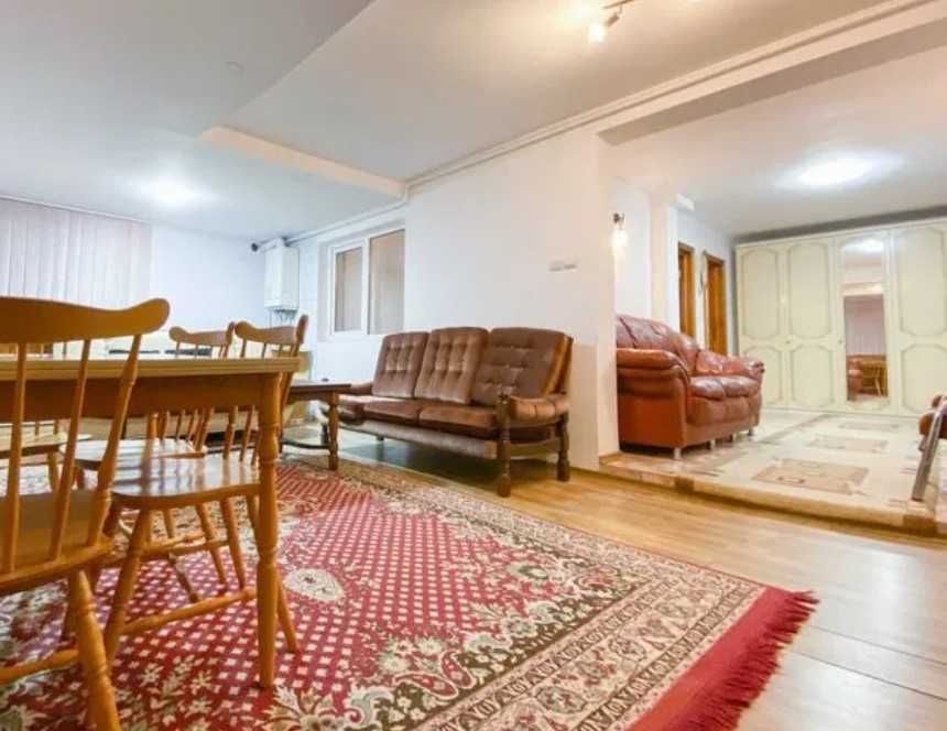 Дава се под наем Четиристаен апартамент в Пловдив, Беломорски - 98 кв.м за 382.5 € - Снимка #3