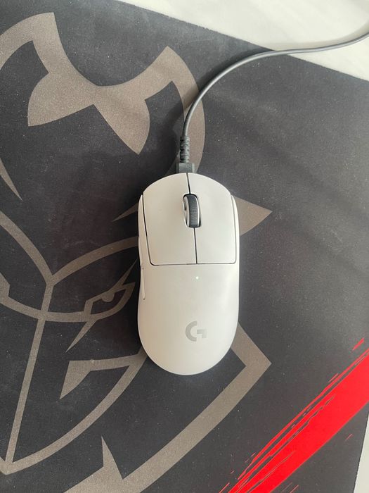 Игровая мышь Logitech superlight