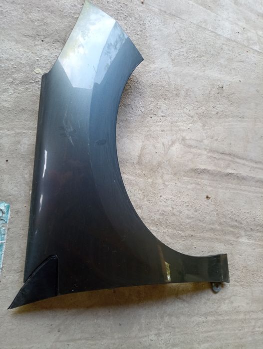 Aripa stângă Peugeot 308(2011) berlina 1.6