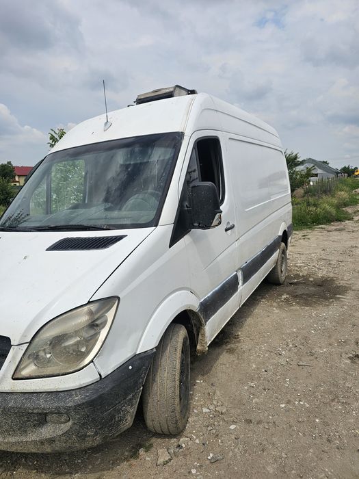 Piese  Mercedes sprinter 2.2E4 motor cutie roti faruri capota stop usa