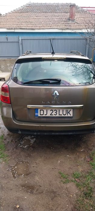 Vând autoturism laguna 3