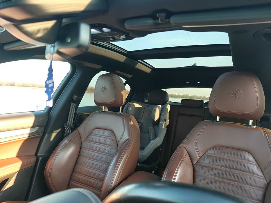 Alfa Romeo Stelvio 2.0 Turbo AWD AT8 Veloce