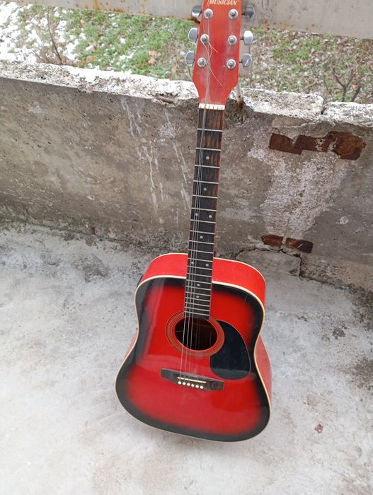 Chitara clasica din lemn