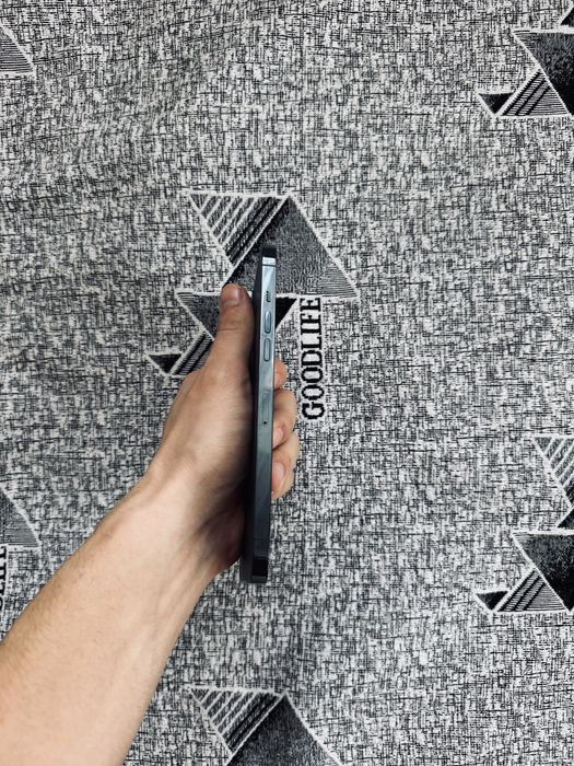 Продается 12 про макс