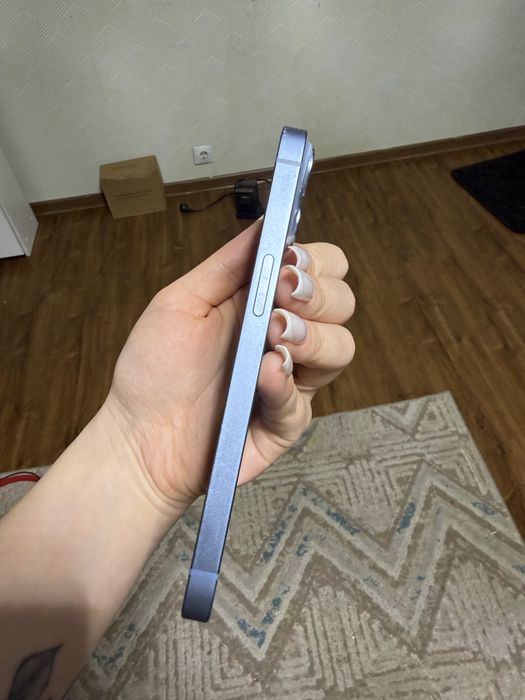 Продам 14 айфон
