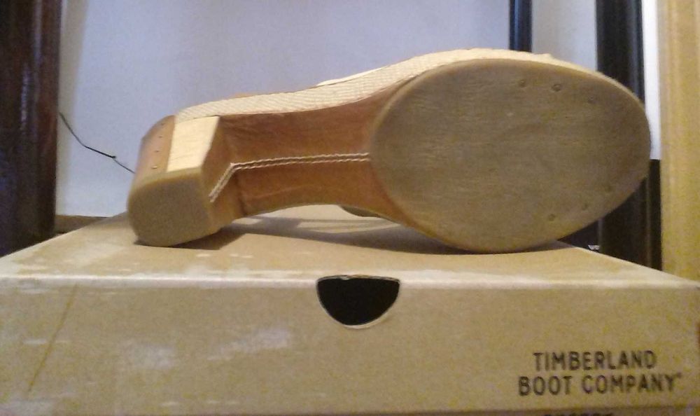 Чисто нови оригинални сандали Timberland - естествена кожа и лен