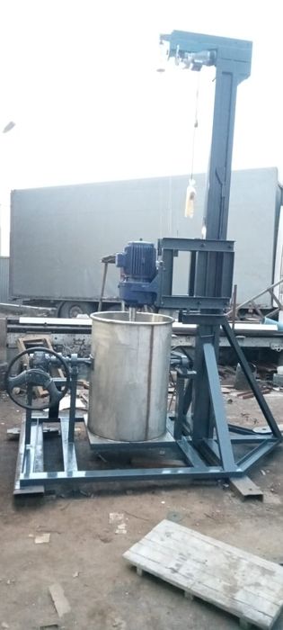 Диссольвер и смеситель