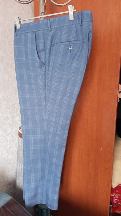 Мужские костюм размер 50