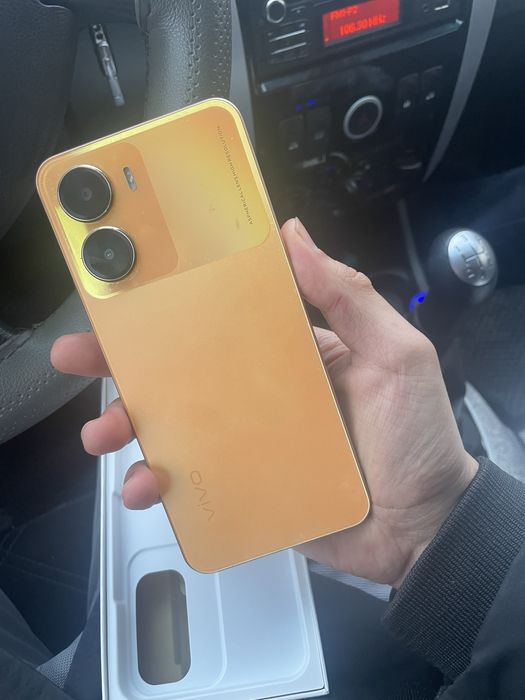 Продаю Vivo Y35m 5G