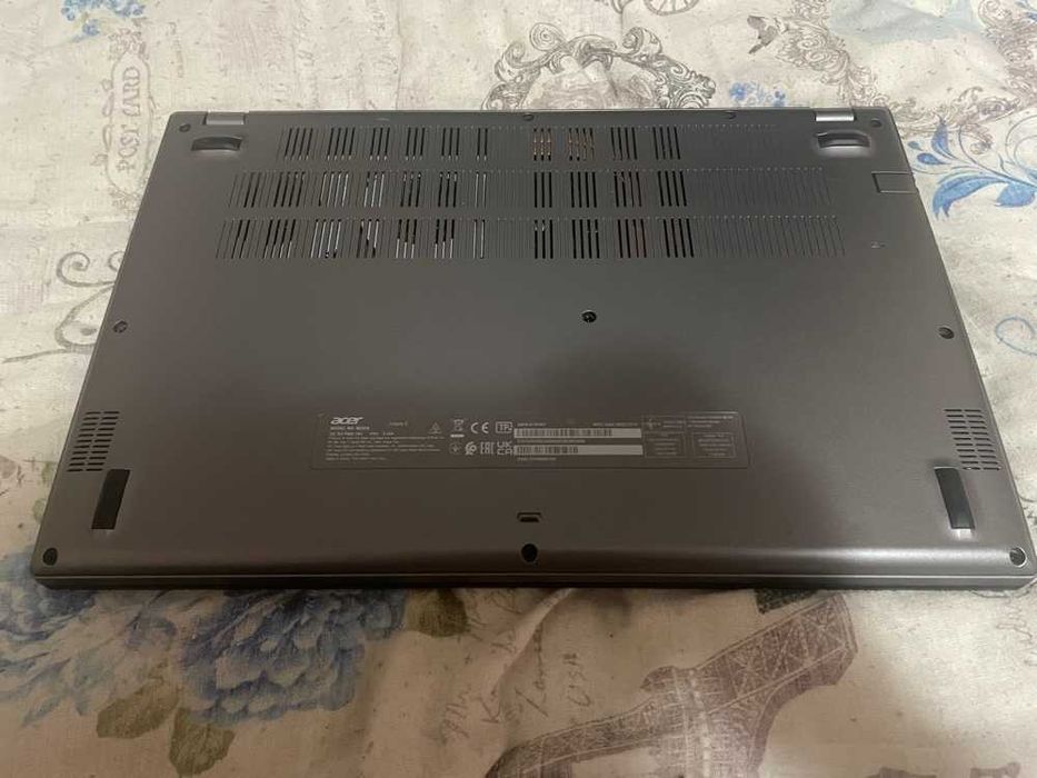 Laptop Acer Aspire 5 - Ryzen 7 5825U, 16GB RAM, 1TB SSD - Win 11 & Office