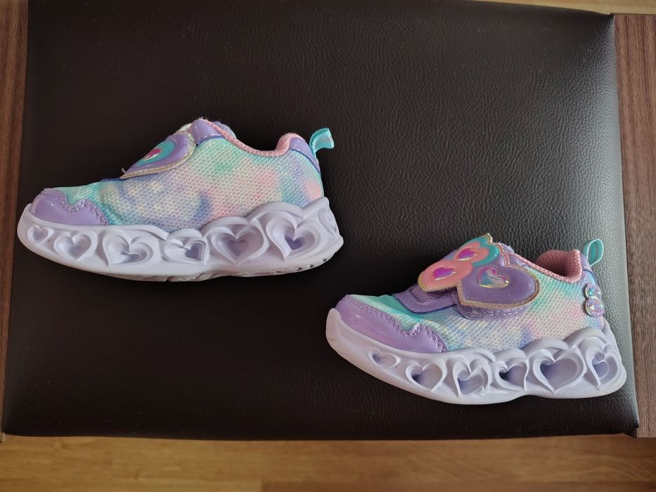 Детски маратонки Скечърс и Адидас