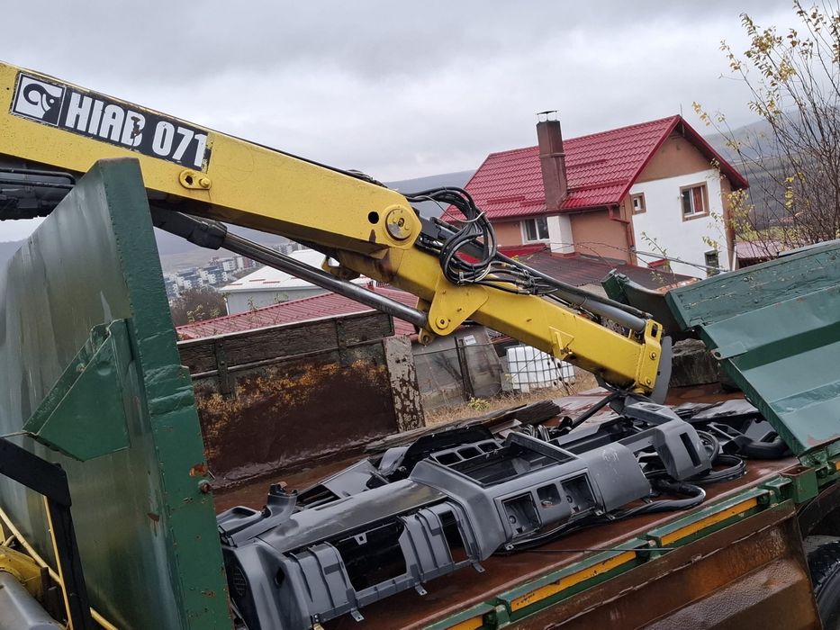 Macara Hiab 071A