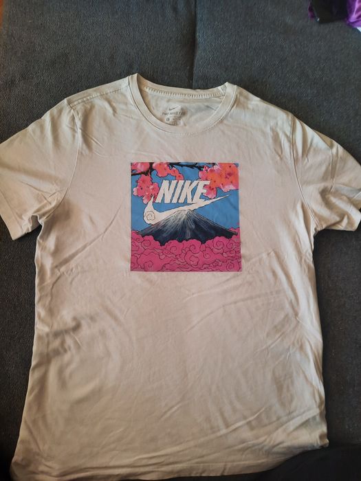 Nike тениска размер XL