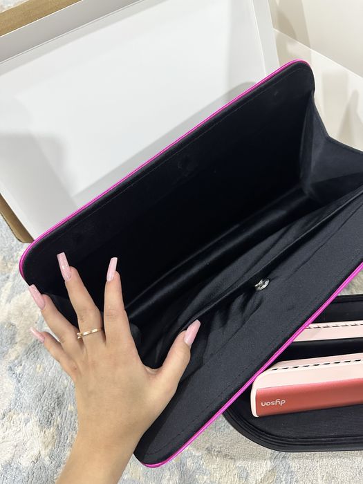 Выпрямитель для волос Dyson Airstrait