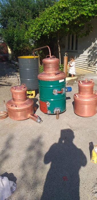 Vând cazan de țuică la 100 de Litri  cu fundul de 4 mm