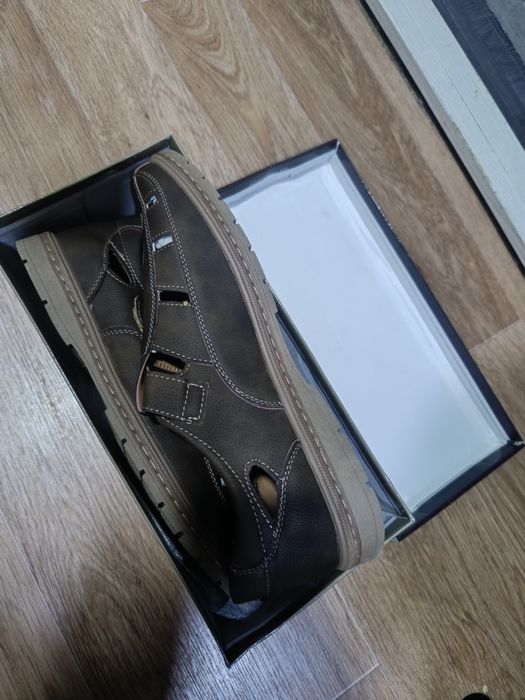 Продам мужские сандали