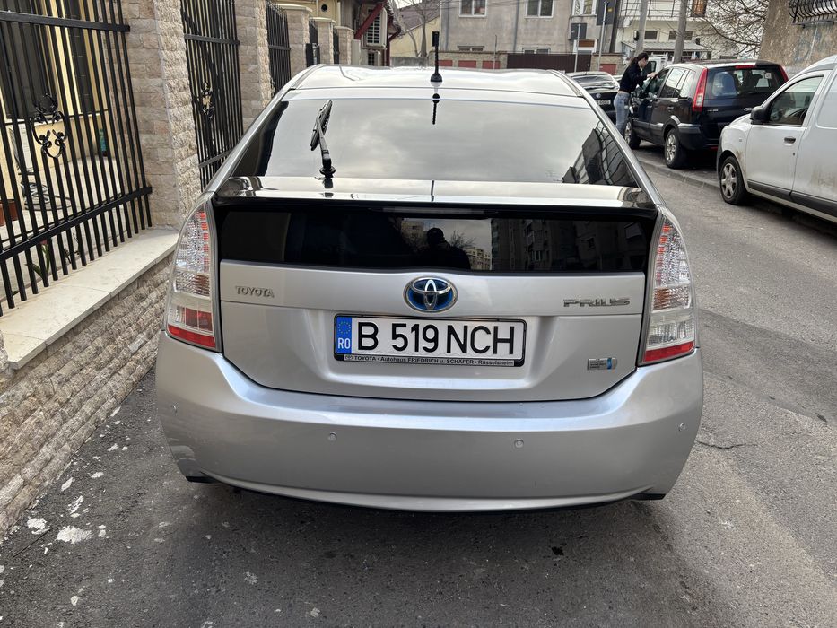 Toyota Prius 3 Hibrid + GPL