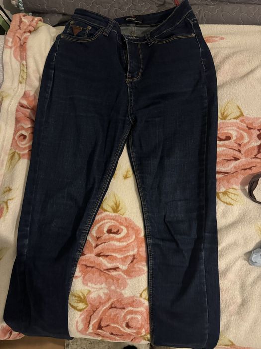 Джинсы Mango женская