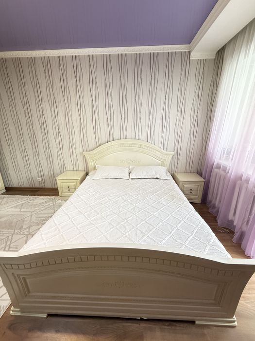 Спальный гарнитур сатылады