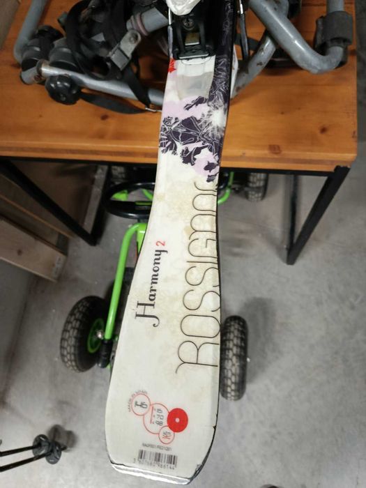 Rossignol Harmony 2 - 146см. с щеки