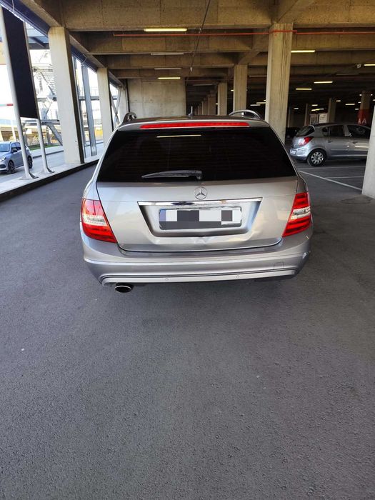 Лек автомобил mercedes w204