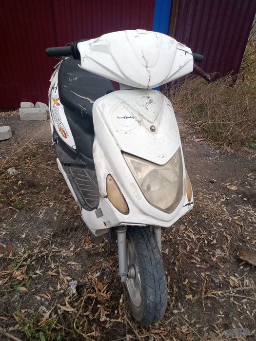 Продам Скутер  80cc