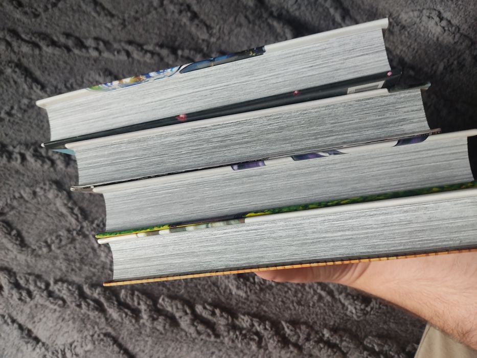 Продам мангу (One-Punch Man)