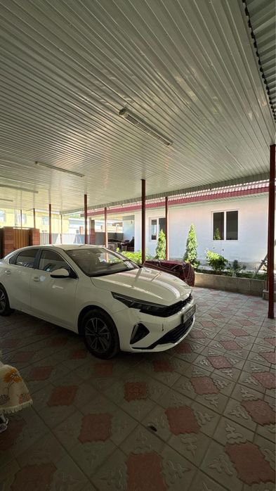 Продается дом с участком