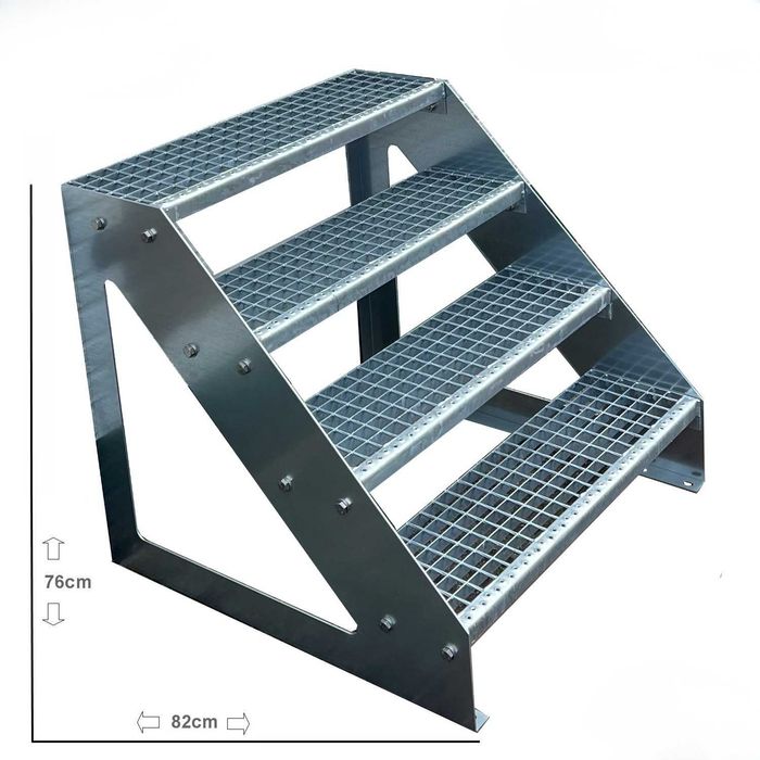 Метално стълбище 4 и 5 стъпала