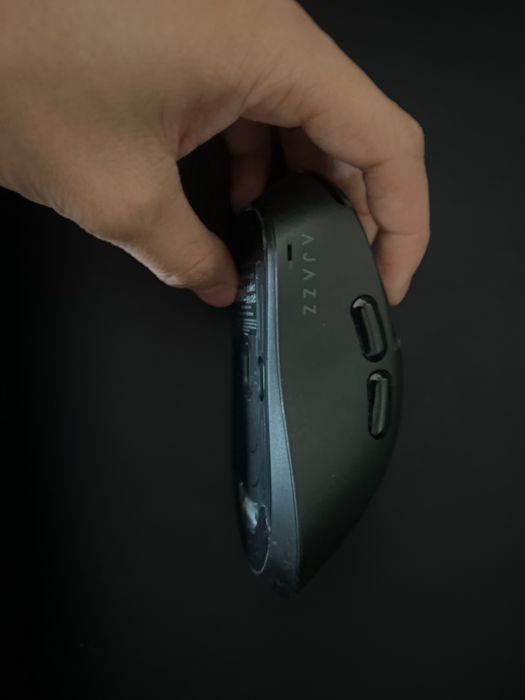 Аула ф75  делаю обмен иле продам а также есть мышка также для обмена