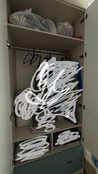 Продам шкаф в детскую