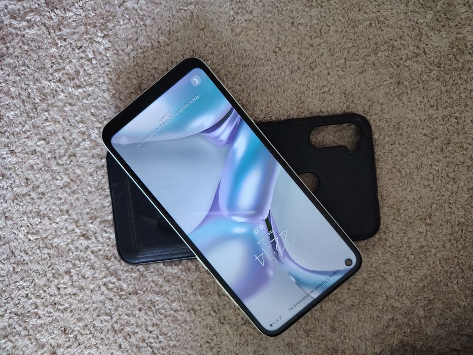 продаётся телефон