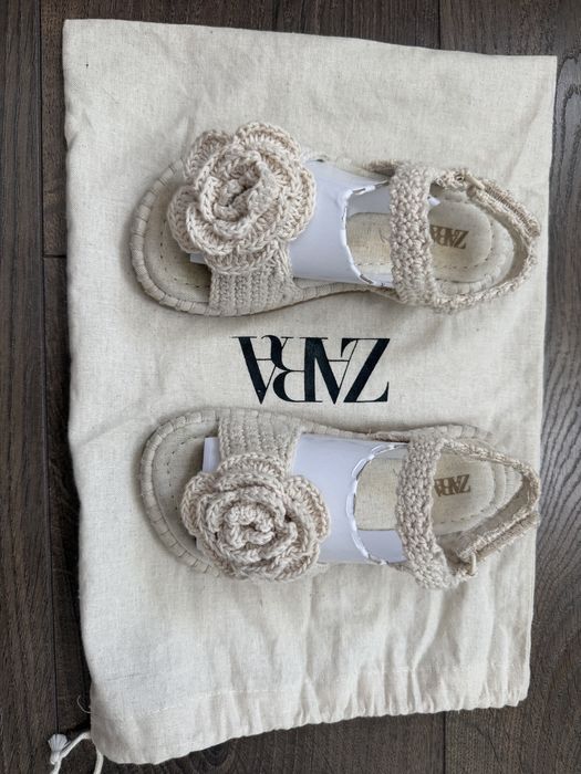 Детски сандали на Zara