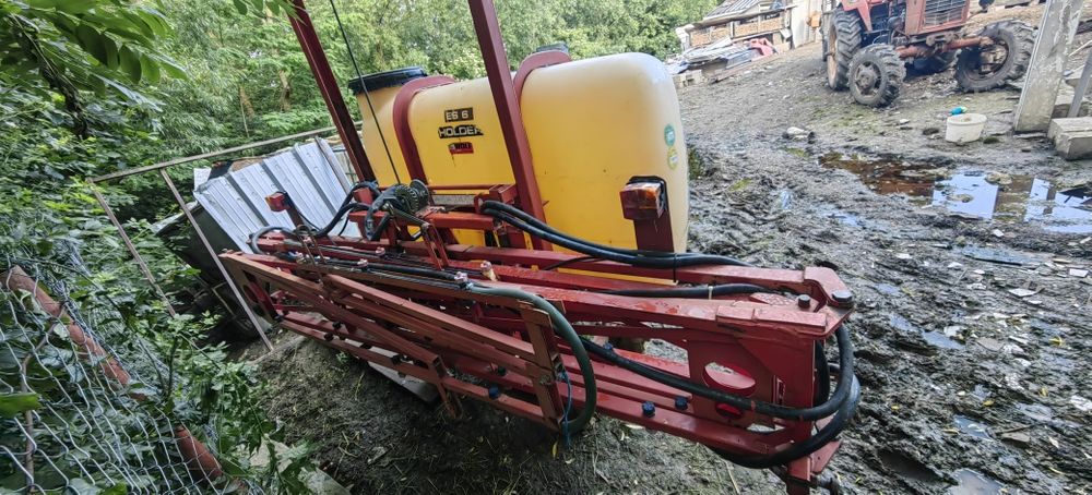Vând pompă de erbicidat 600 litri