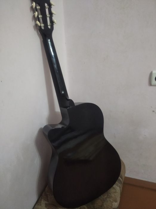 Гитара классическая