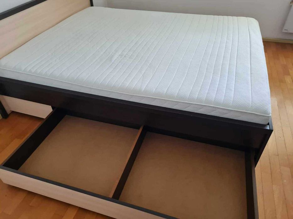 Легло с рамка и матрак