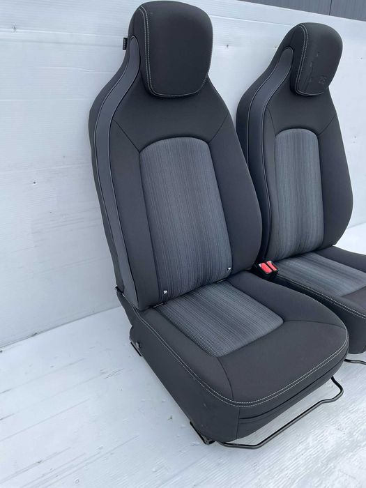 Set scaune fata stare noua Renault Zoe originale, cu incalzire